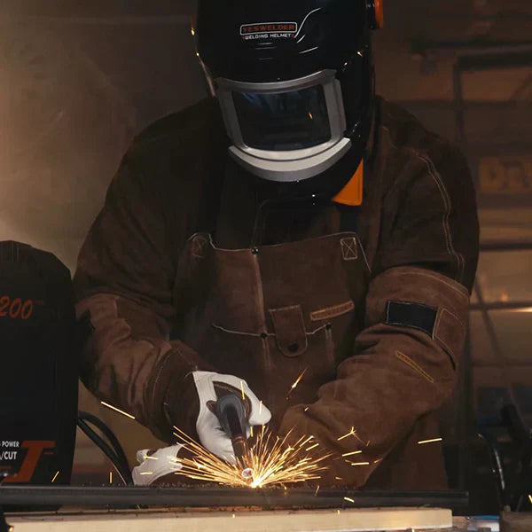 Common Welding Helmet Mistakes & How to Choose the Right One
