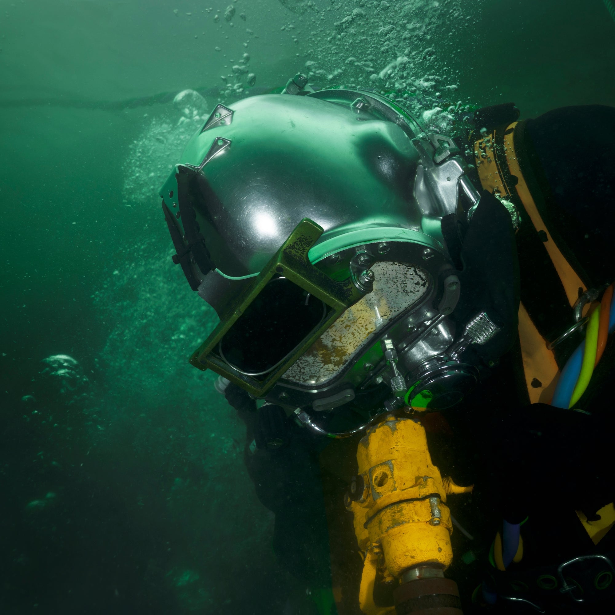 A deep dive into underwater welding